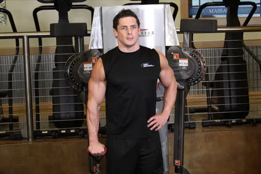 Cable Front Raise demonstration
