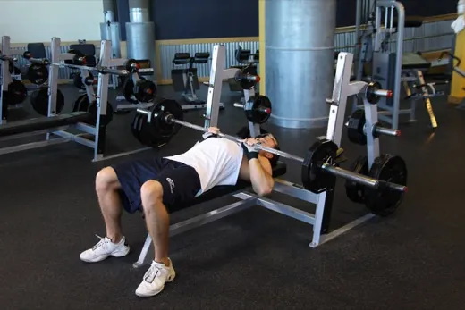 Close Grip Bench demonstration