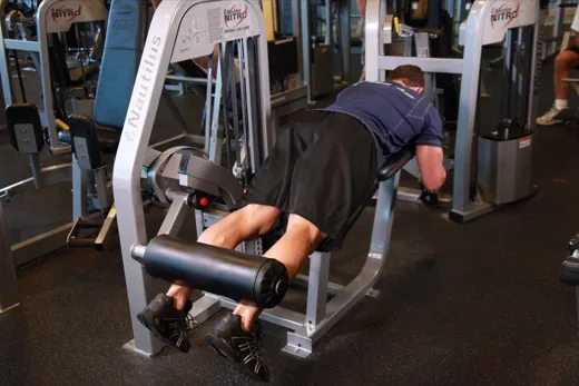 Lying Leg Curl demonstration