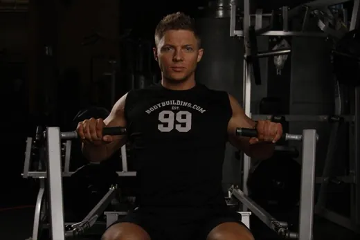 Machine Chest Press demonstration