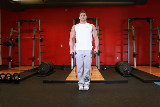 Machine Lateral Raise demonstration