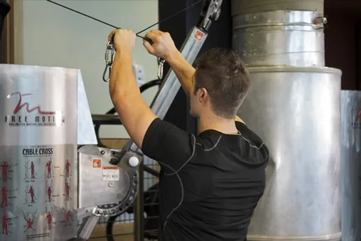 Reverse Cable Fly demonstration