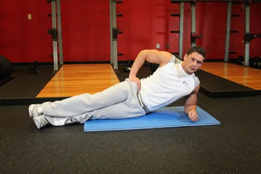 Side Plank demonstration